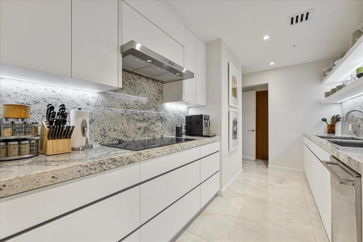 1180 N Federal Hwy #1606 Fort Lauderdale, FL 33304