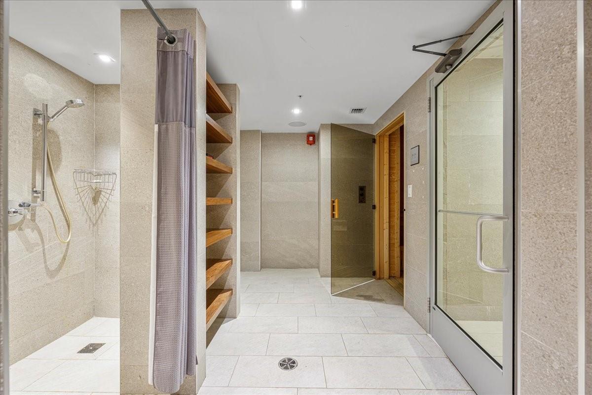 1180 N Federal Hwy #1606 Fort Lauderdale, FL 33304