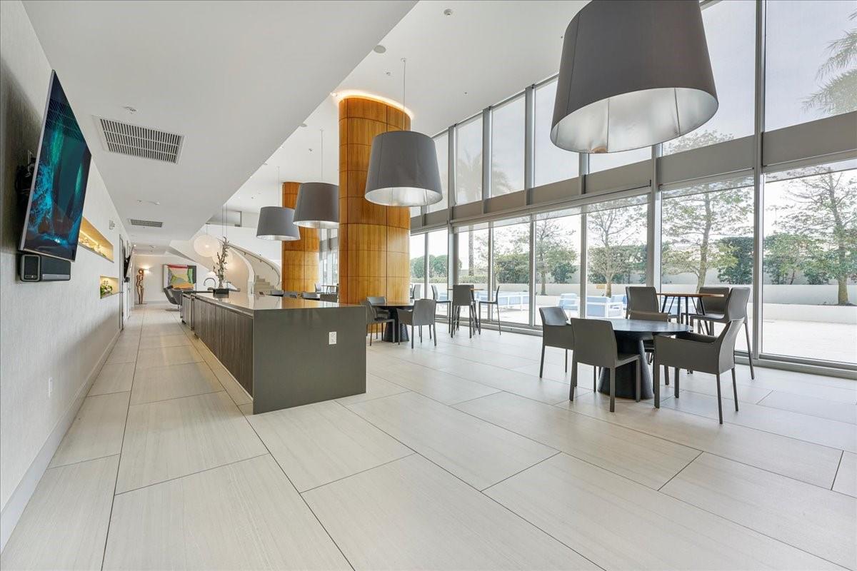 1180 N Federal Hwy #1606 Fort Lauderdale, FL 33304