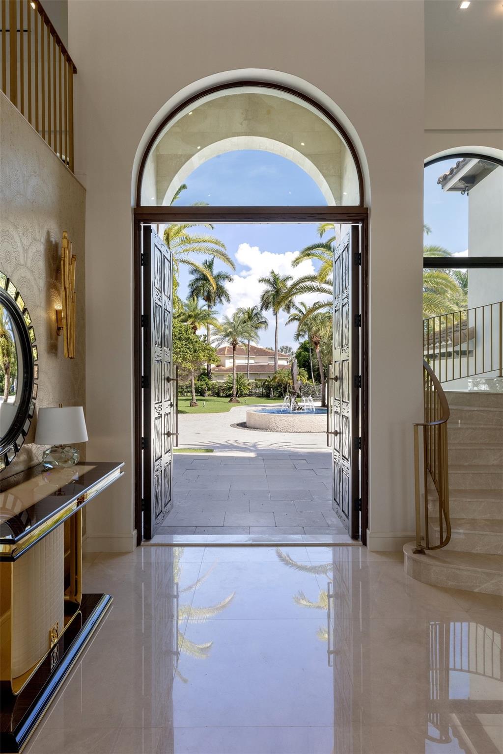 529 Bontona Ave Fort Lauderdale, FL 33301 529 Bontona Ave Fort Lauderdale, FL 33301