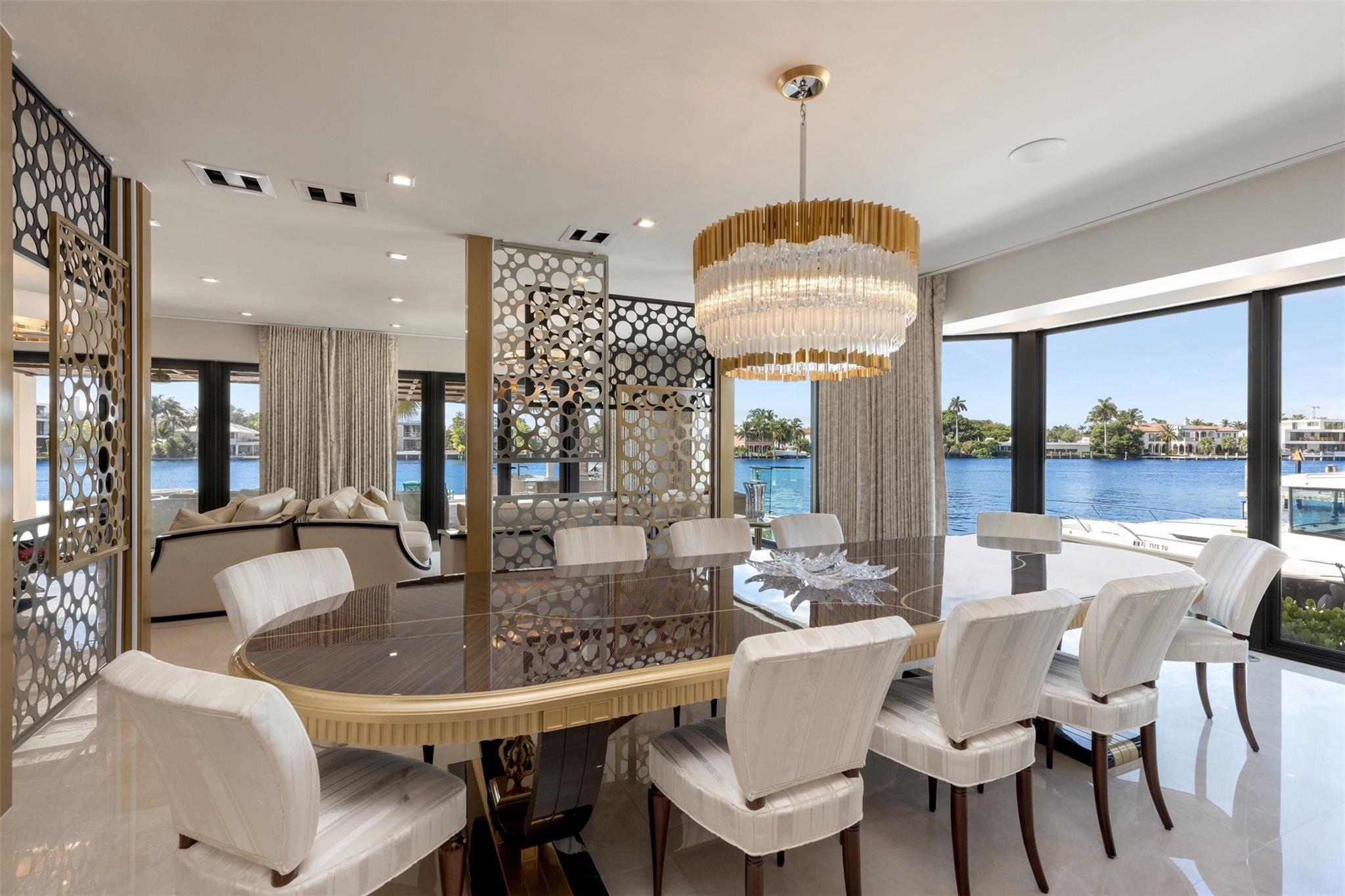 529 Bontona Ave Fort Lauderdale, FL 33301 529 Bontona Ave Fort Lauderdale, FL 33301