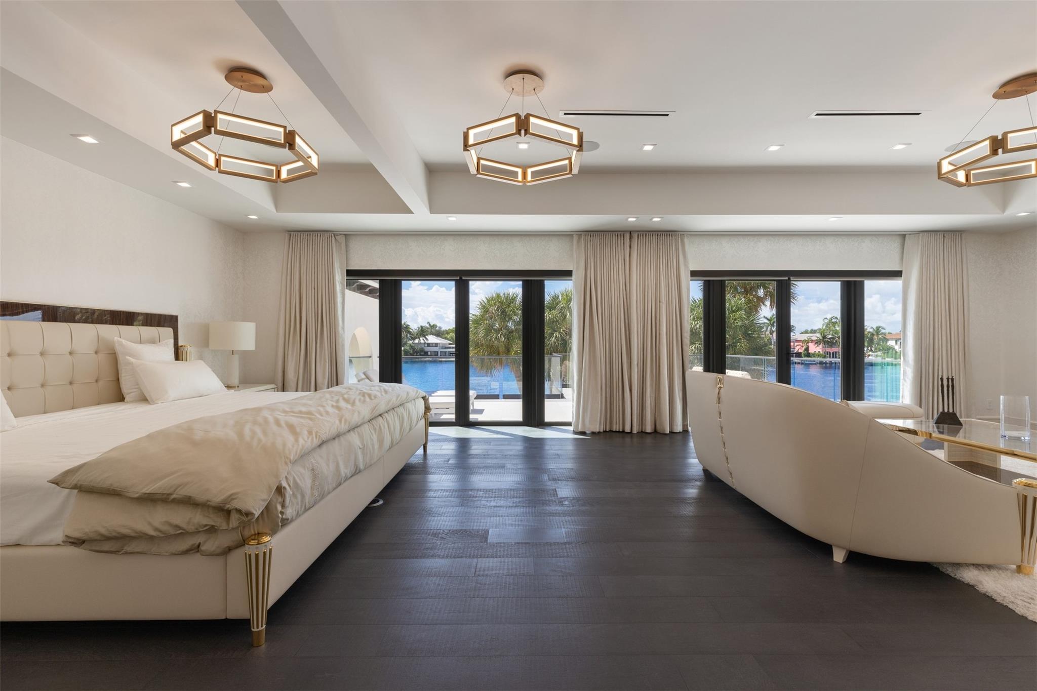 529 Bontona Ave Fort Lauderdale, FL 33301 529 Bontona Ave Fort Lauderdale, FL 33301