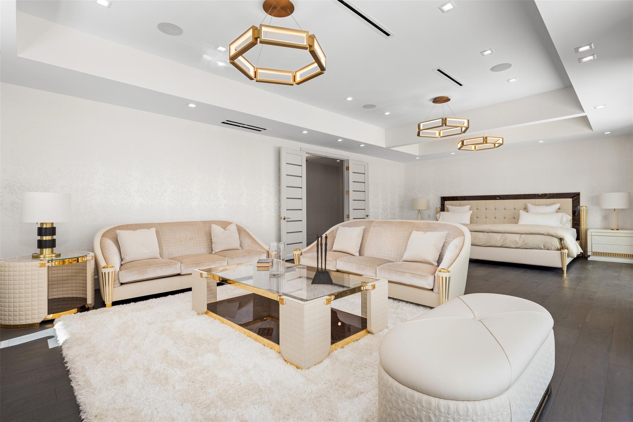 529 Bontona Ave Fort Lauderdale, FL 33301 529 Bontona Ave Fort Lauderdale, FL 33301