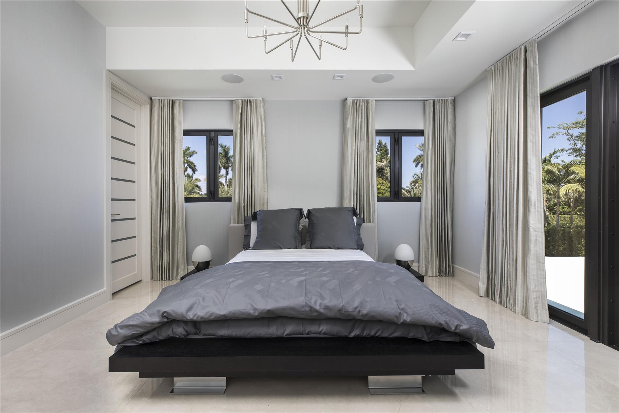 529 Bontona Ave Fort Lauderdale, FL 33301 529 Bontona Ave Fort Lauderdale, FL 33301