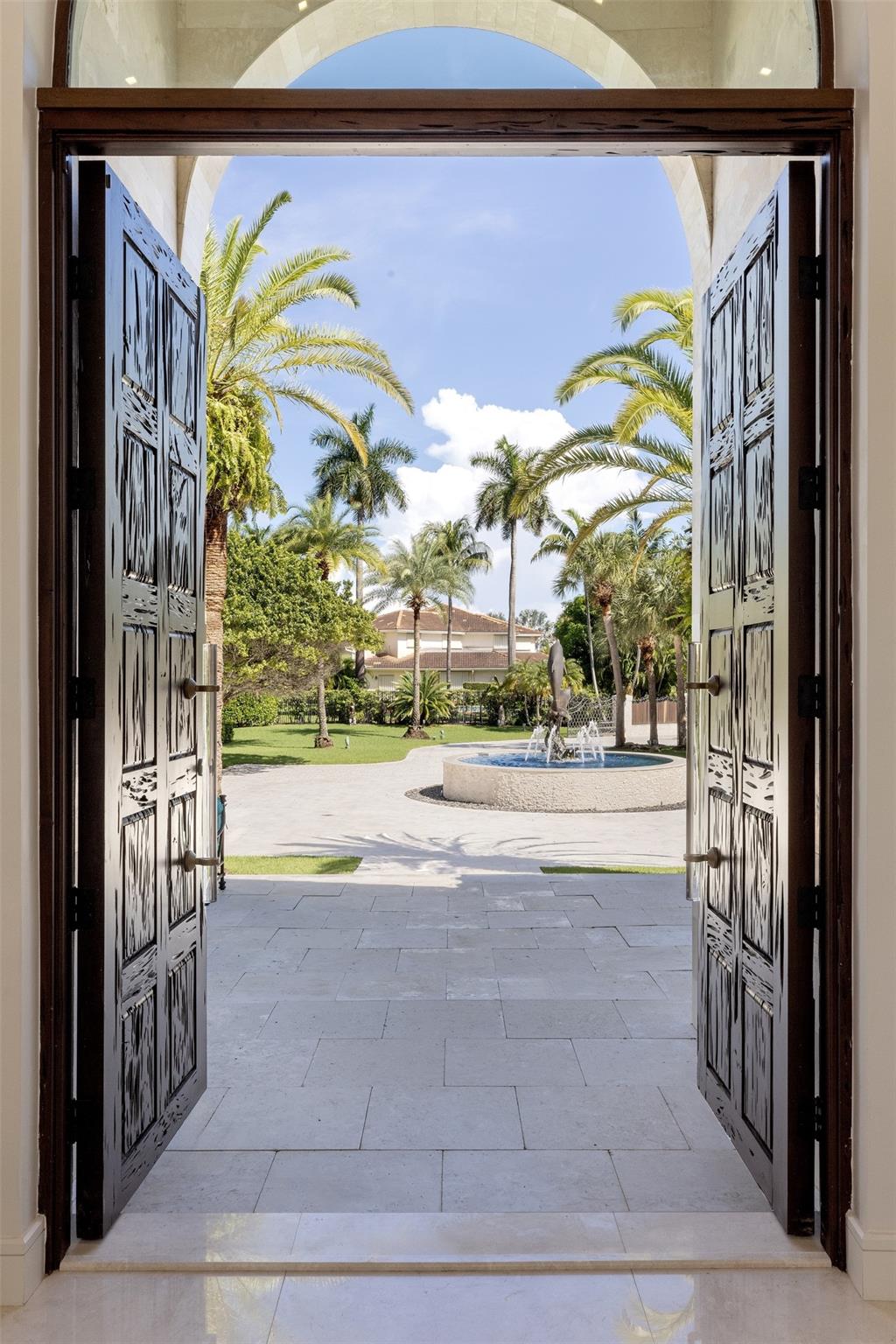 529 Bontona Ave Fort Lauderdale, FL 33301 529 Bontona Ave Fort Lauderdale, FL 33301