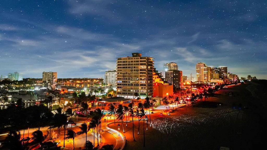 545 S Fort Lauderdale Bch Blvd #1701 Fort Lauderdale, FL 33316