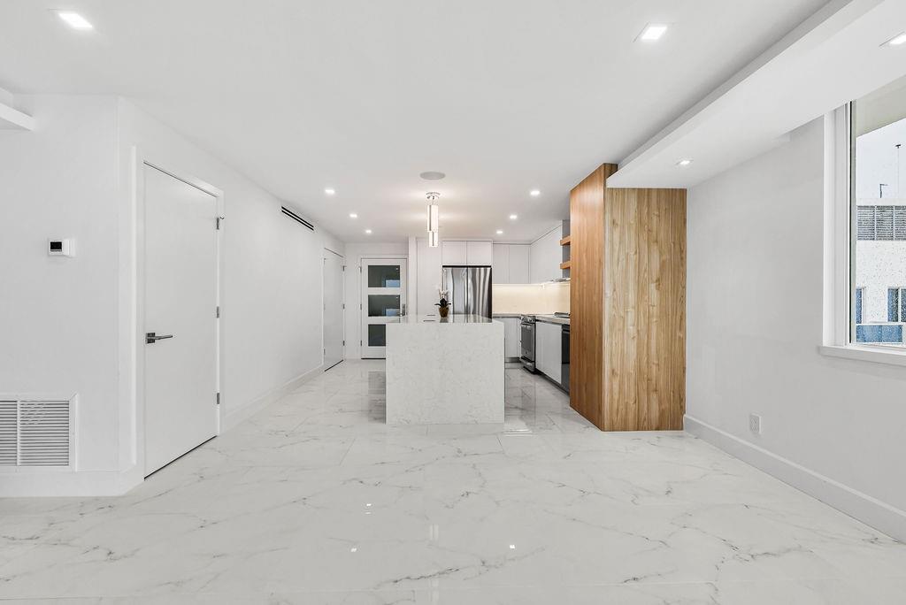 545 S Fort Lauderdale Bch Blvd #1701 Fort Lauderdale, FL 33316