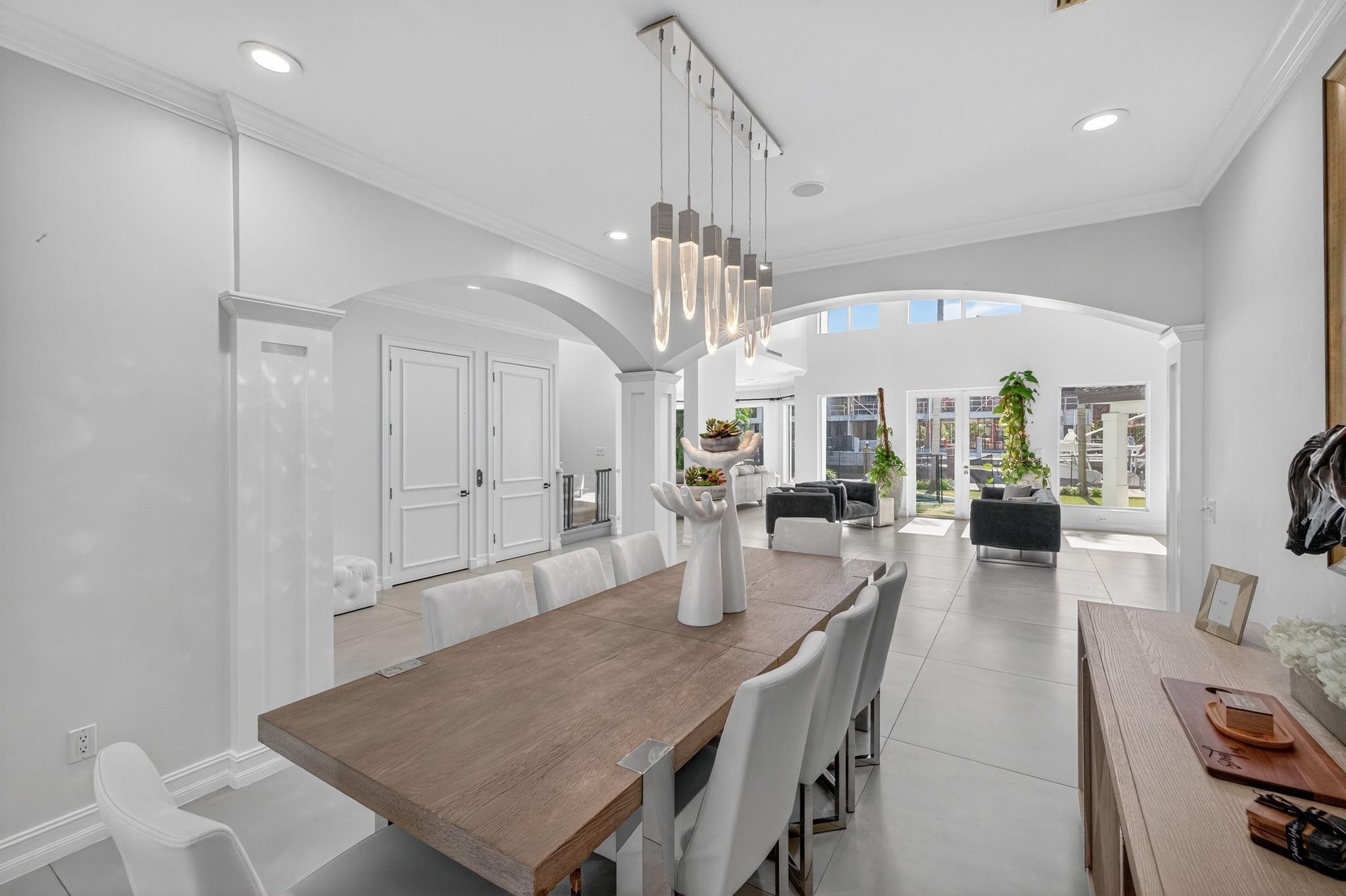 2614 Castilla Isle Fort Lauderdale, FL 33301