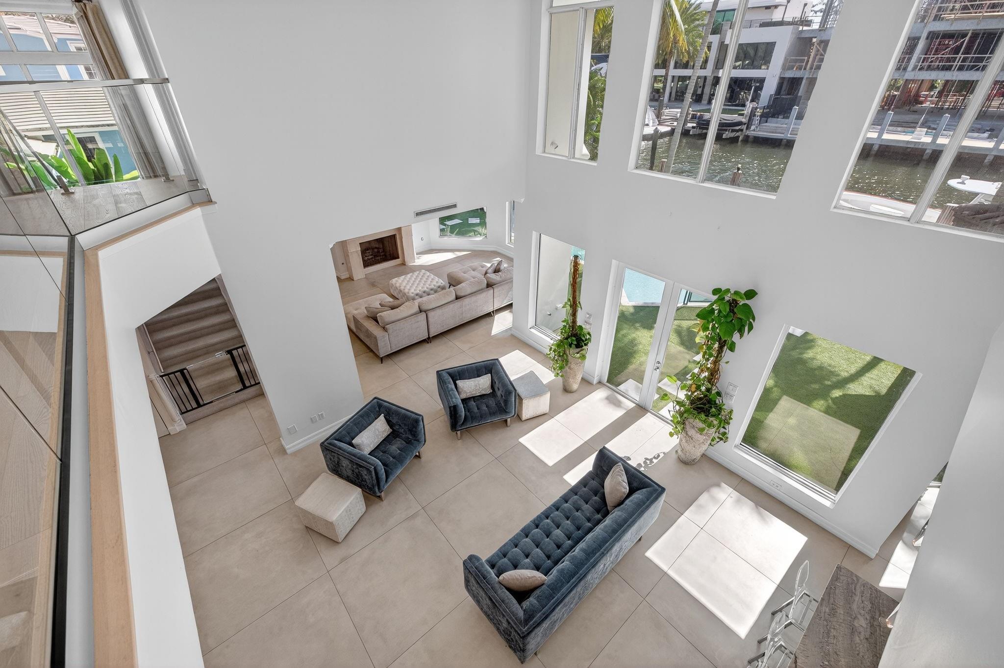 2614 Castilla Isle Fort Lauderdale, FL 33301