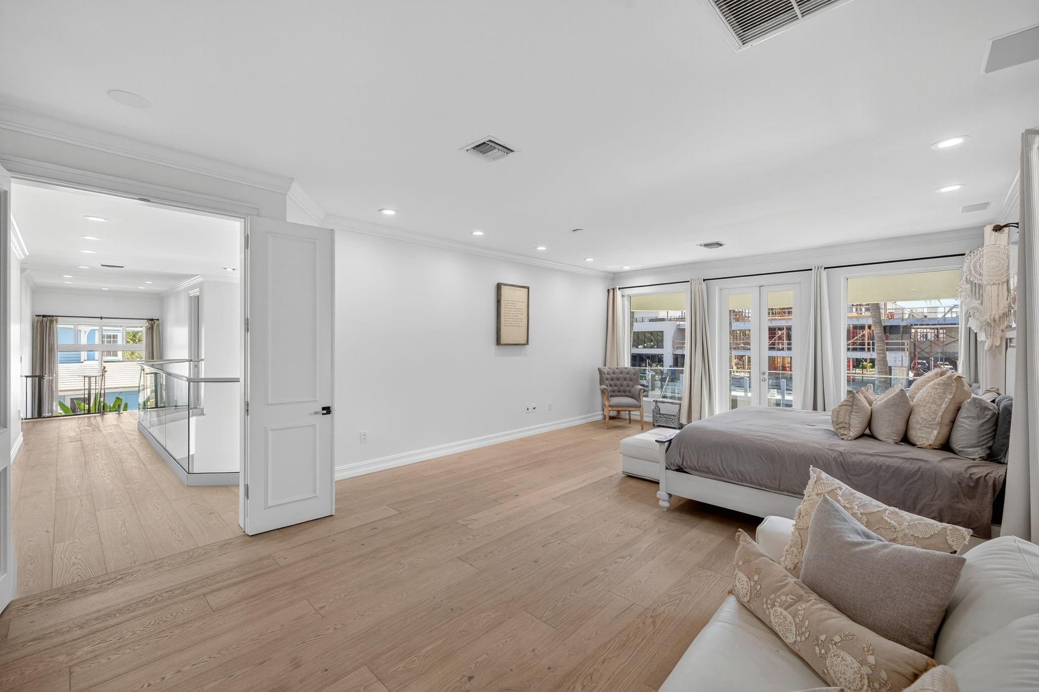 2614 Castilla Isle Fort Lauderdale, FL 33301