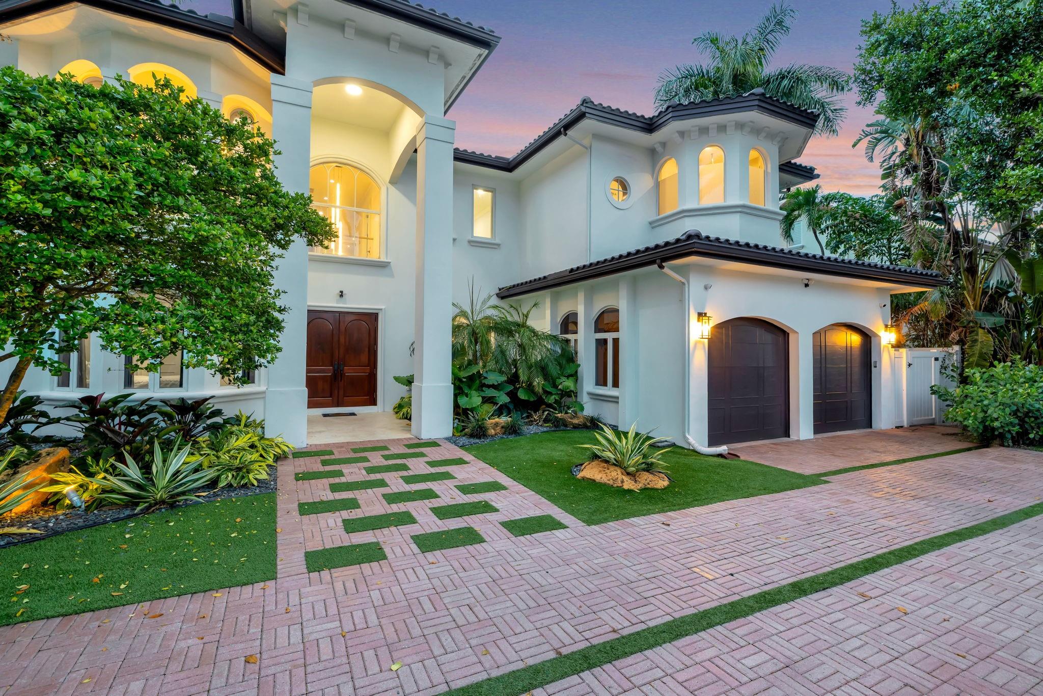 2614 Castilla Isle Fort Lauderdale, FL 33301
