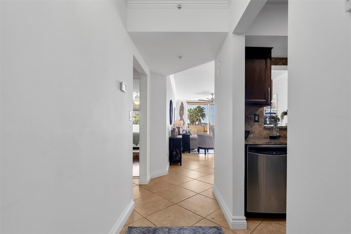 3020 NE 32nd Ave #406 Fort Lauderdale, FL 33308