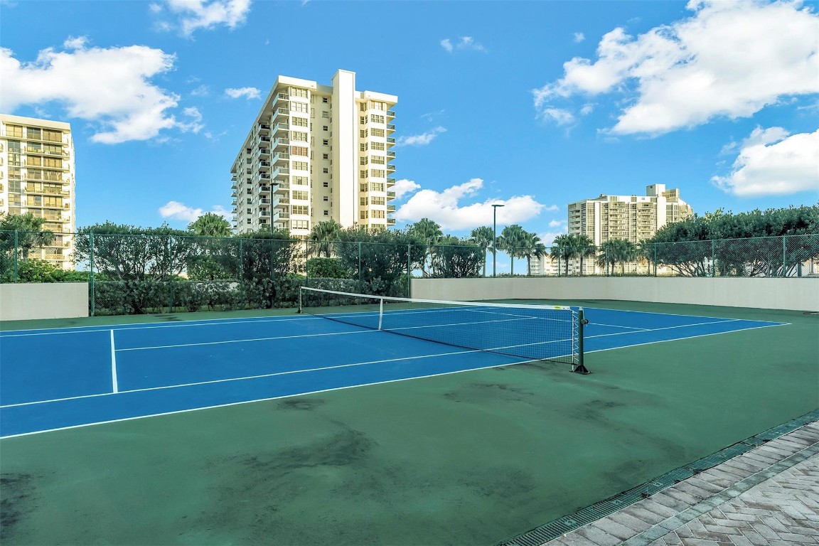 3020 NE 32nd Ave #406 Fort Lauderdale, FL 33308