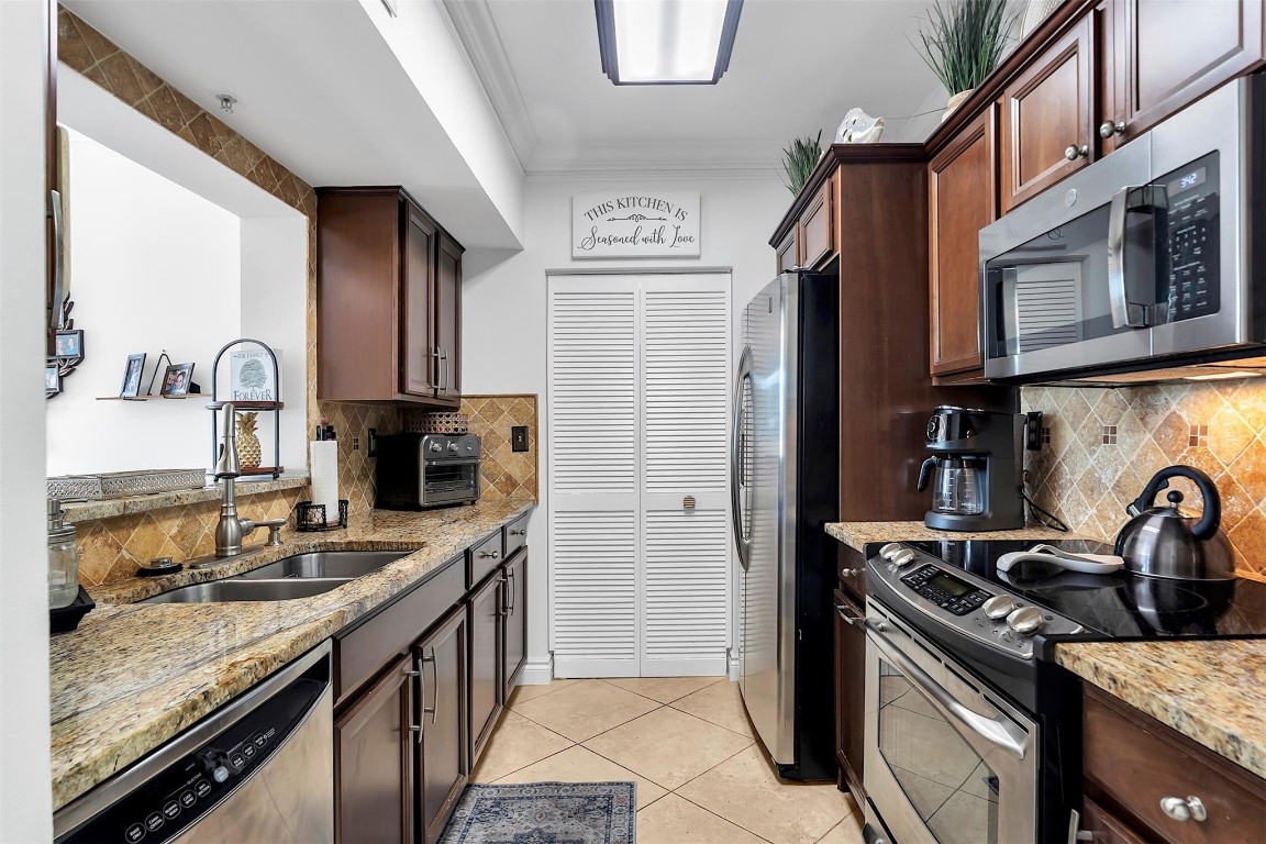 3020 NE 32nd Ave #406 Fort Lauderdale, FL 33308