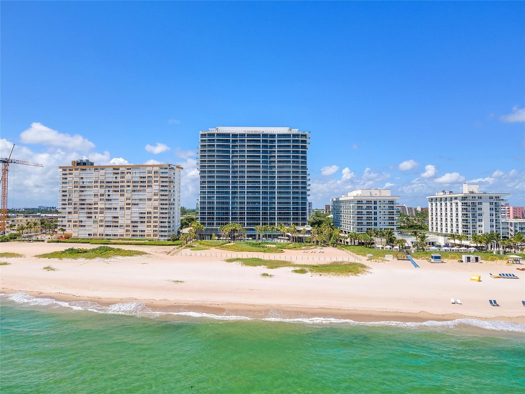 1116 N Ocean Blvd #303 Pompano Beach, FL 33062