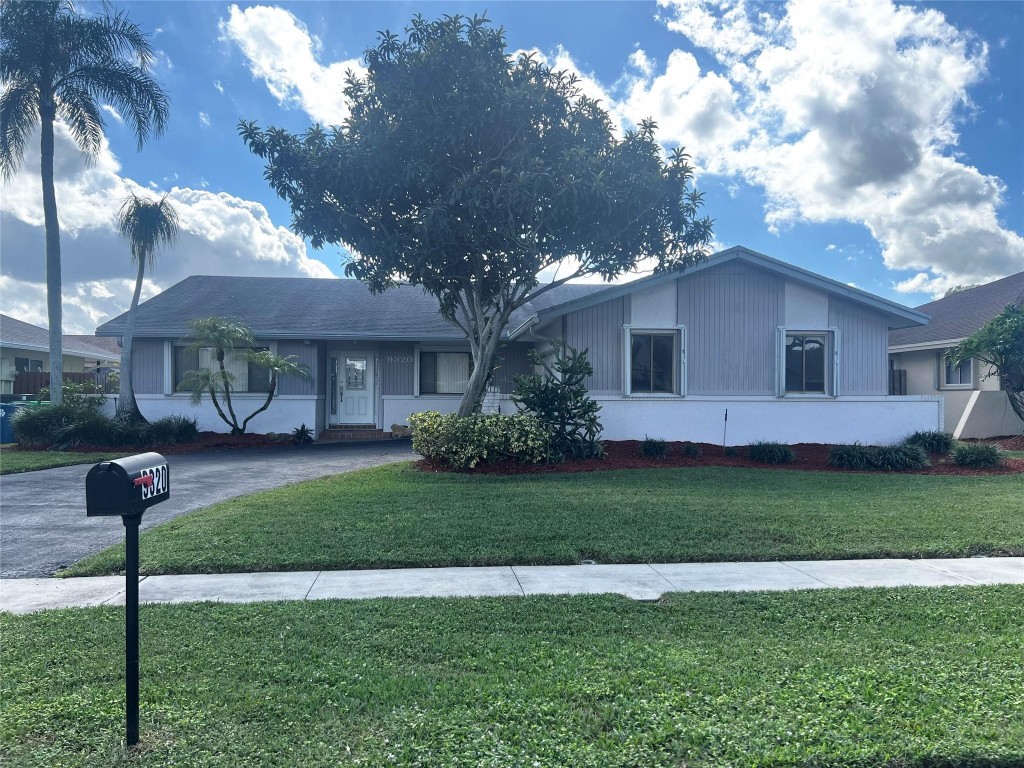 9320 NW 32nd St Sunrise, FL 33351