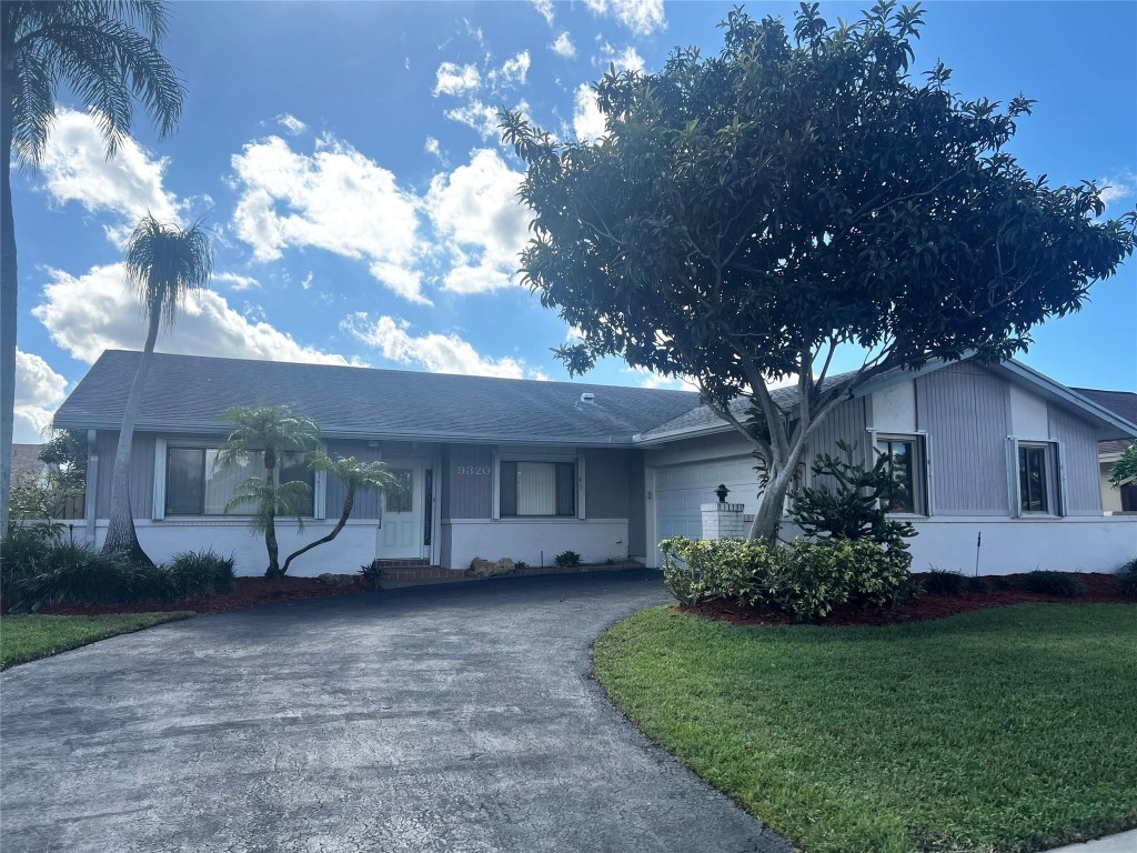9320 NW 32nd St Sunrise, FL 33351