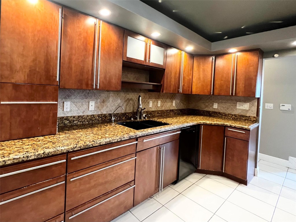 9320 NW 32nd St Sunrise, FL 33351