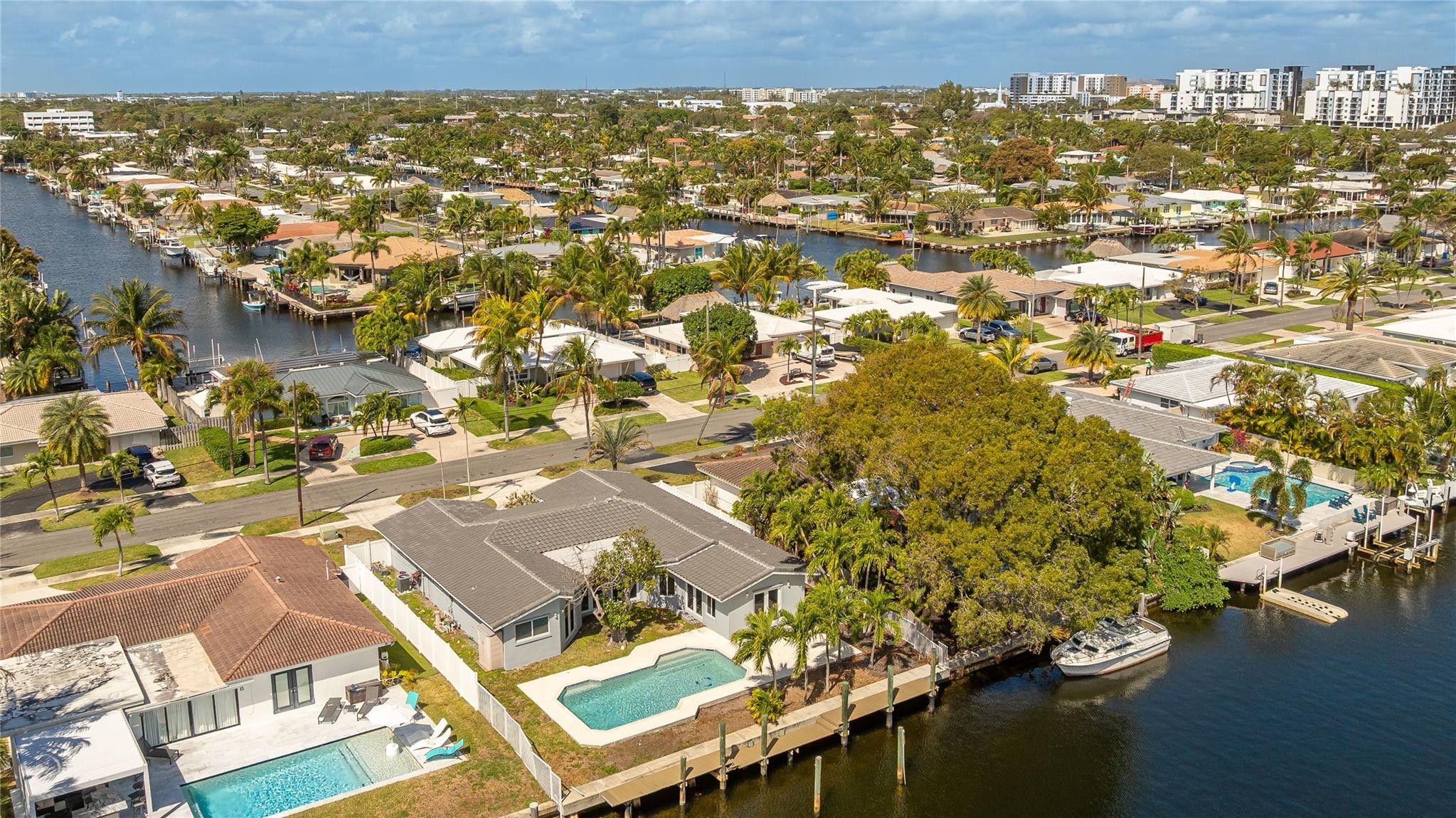 360 SE 5th Pompano Beach, FL 33060