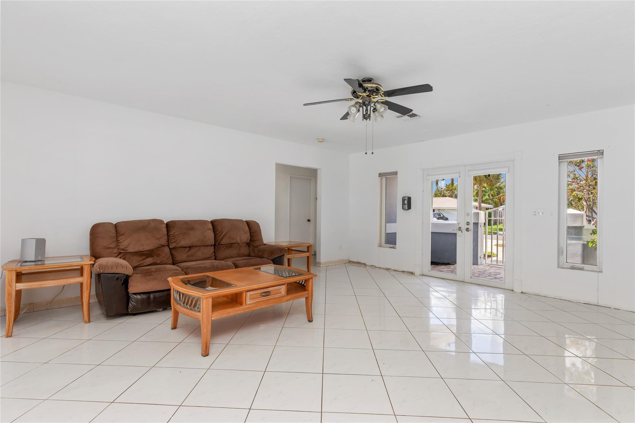 360 SE 5th Pompano Beach, FL 33060