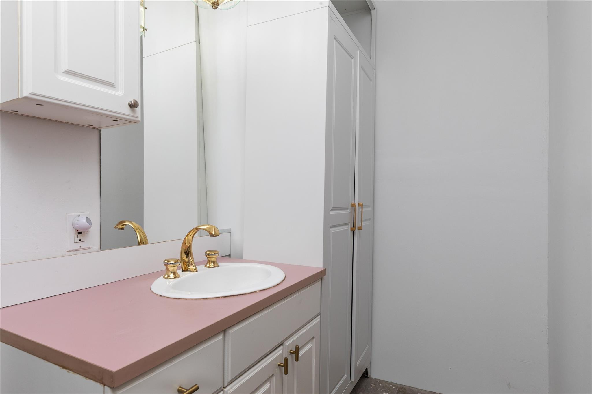 360 SE 5th Pompano Beach, FL 33060