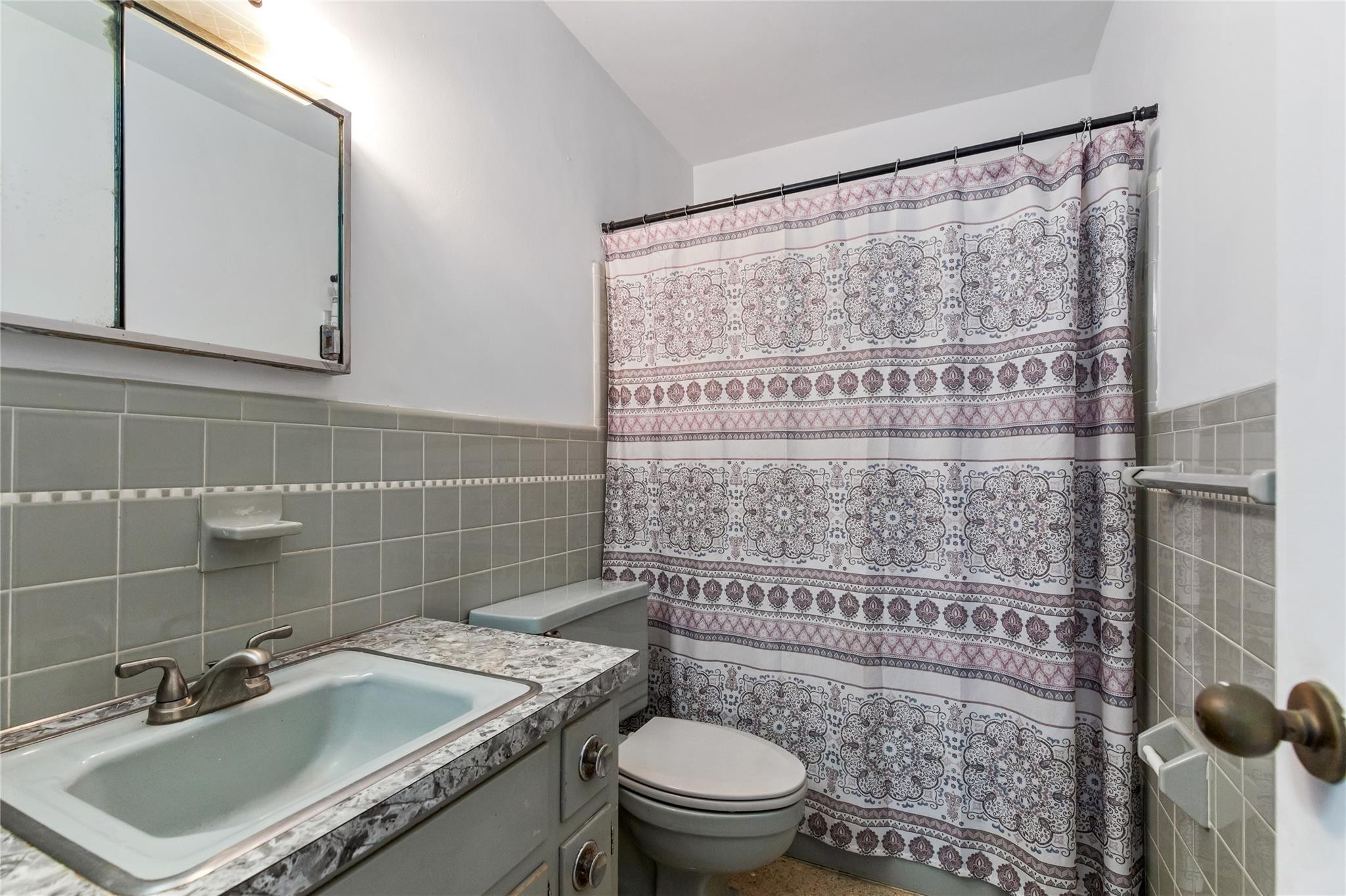 360 SE 5th Pompano Beach, FL 33060