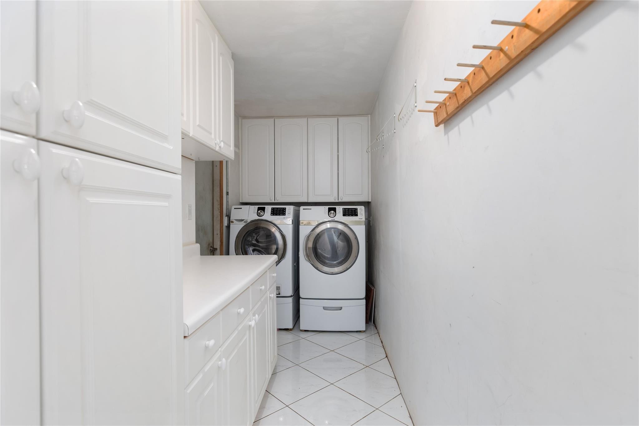 360 SE 5th Pompano Beach, FL 33060