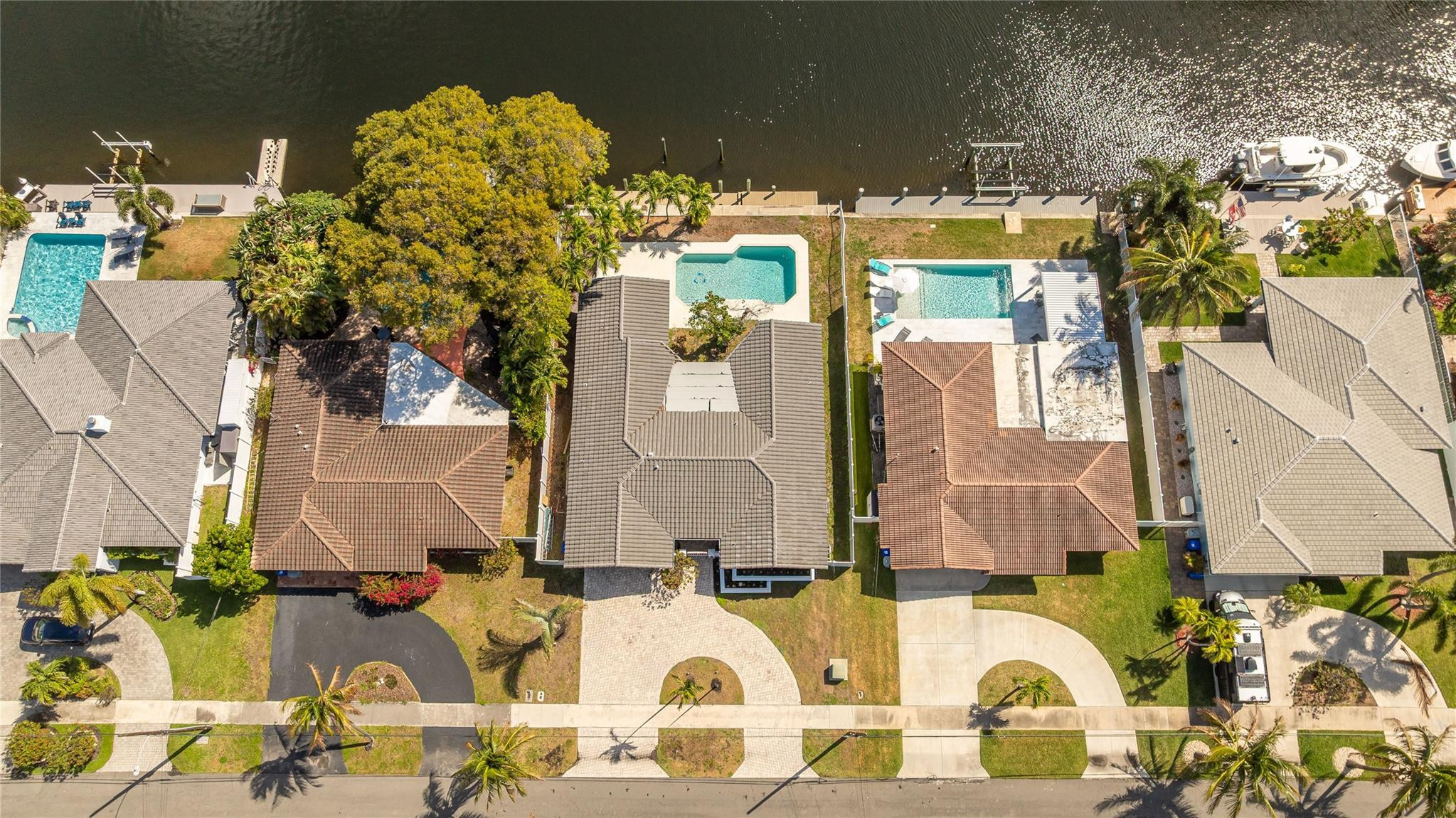 360 SE 5th Pompano Beach, FL 33060