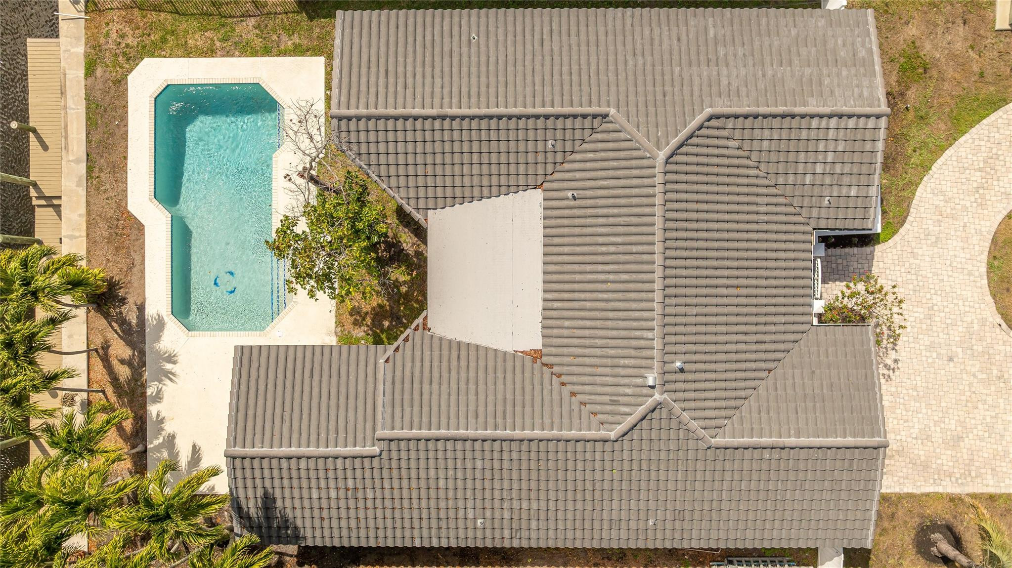 360 SE 5th Pompano Beach, FL 33060