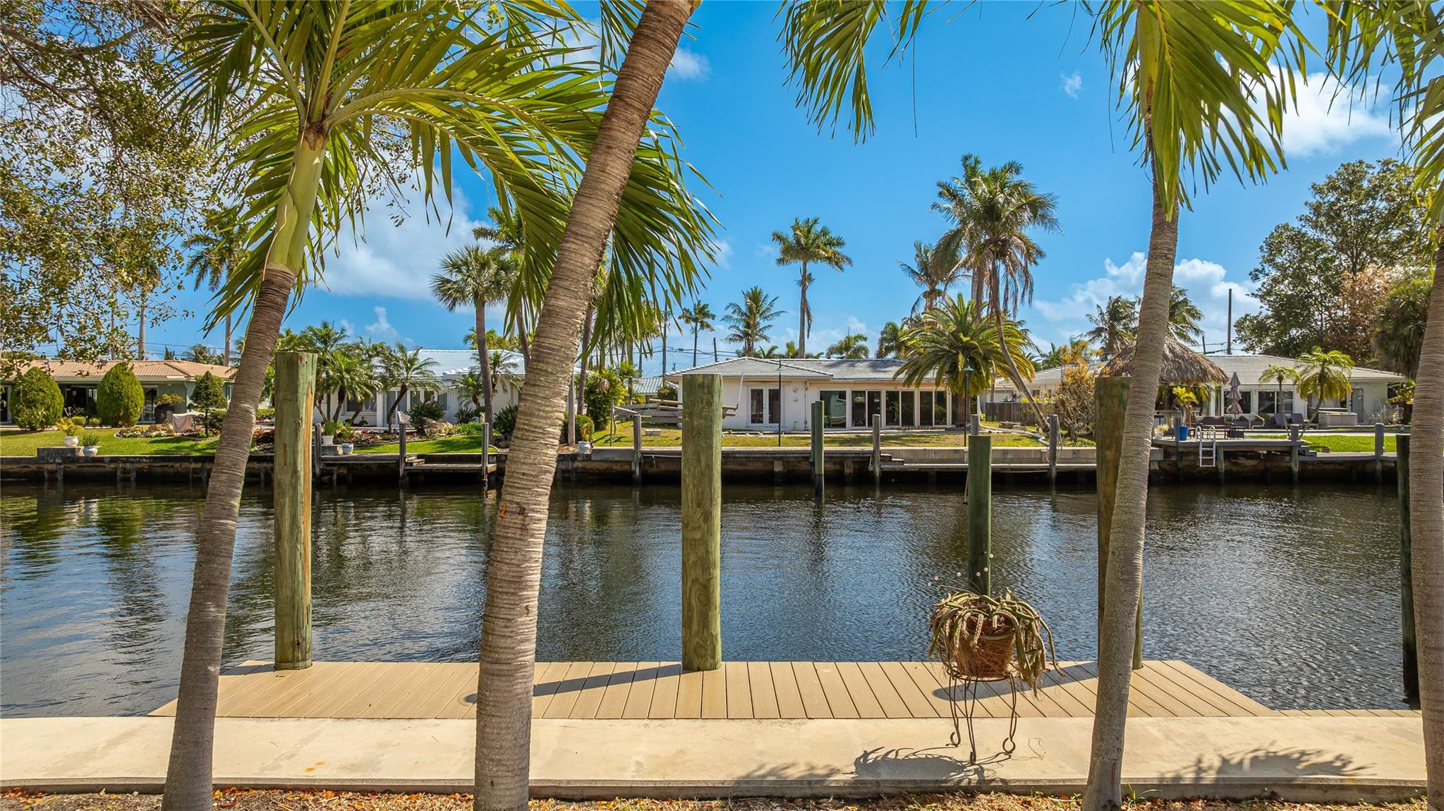 360 SE 5th Pompano Beach, FL 33060