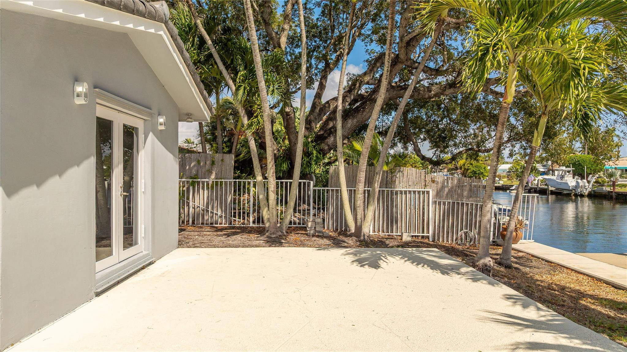 360 SE 5th Pompano Beach, FL 33060