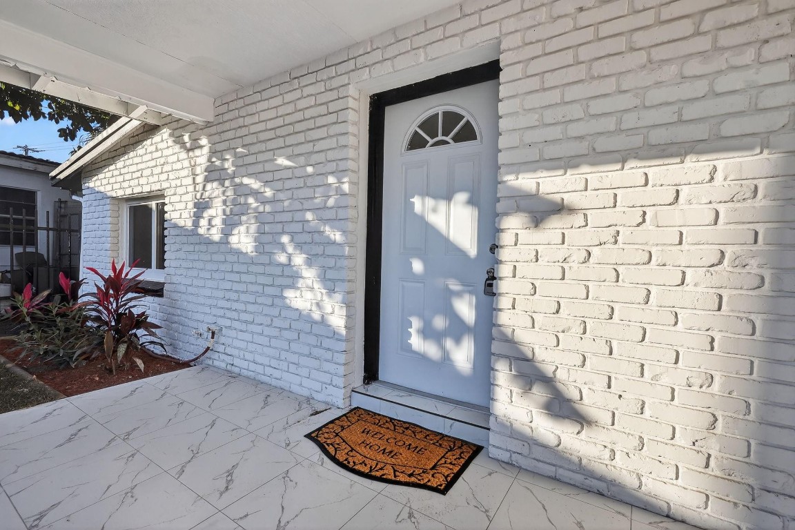 621 Se 1st St Hialeah, FL 33010