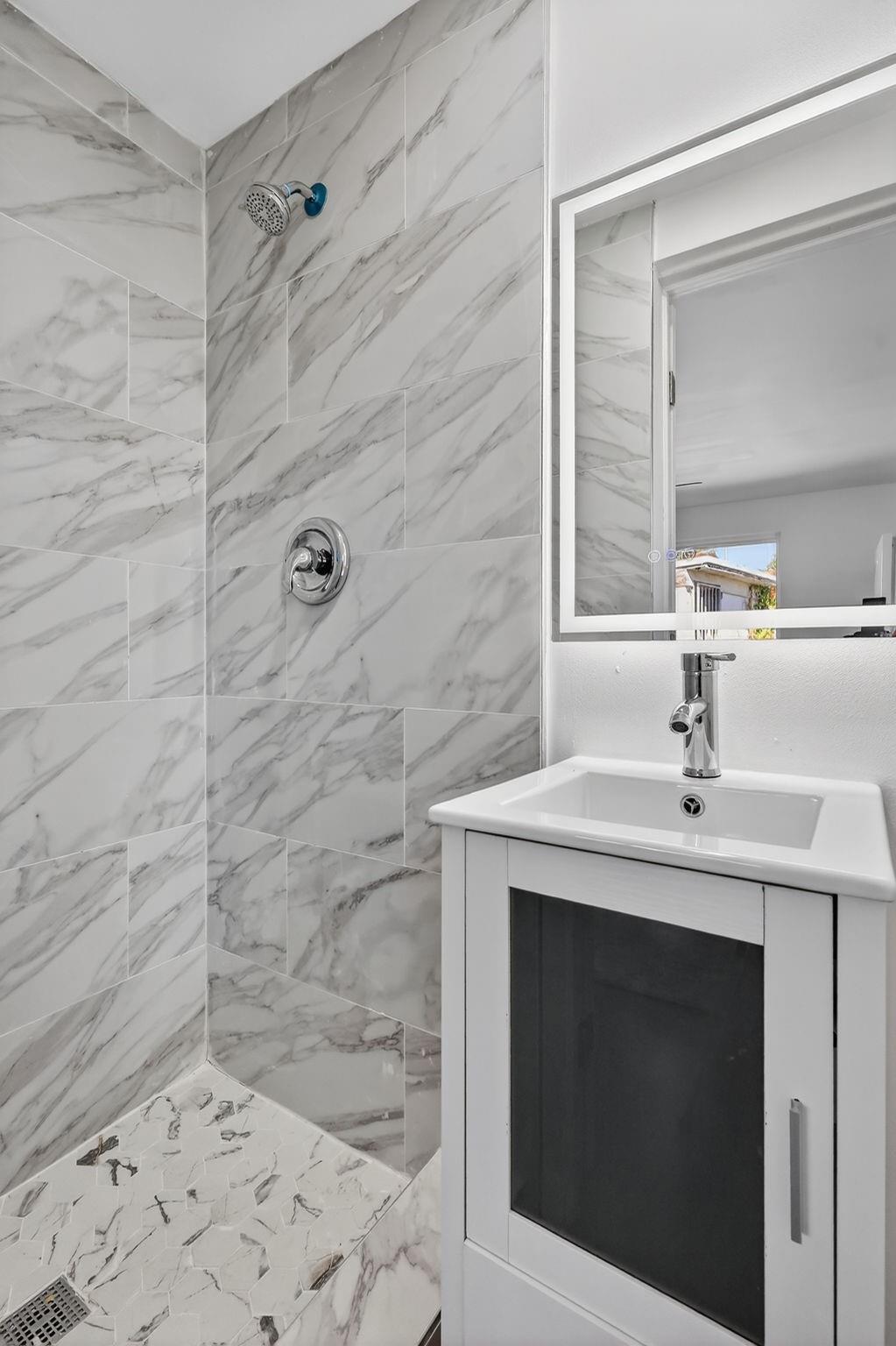 621 Se 1st St Hialeah, FL 33010