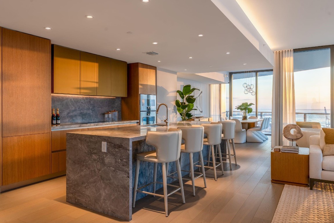 500 Alton #3903.04 Miami Beach, FL 33139