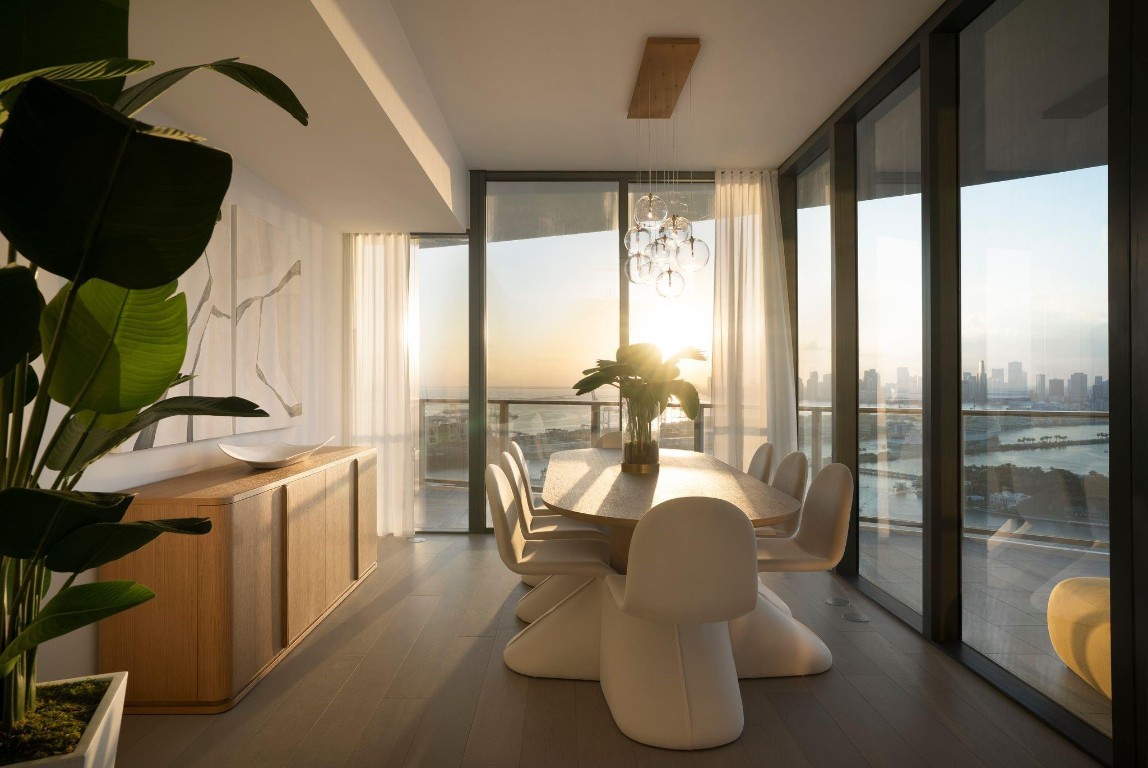 500 Alton #3903.04 Miami Beach, FL 33139