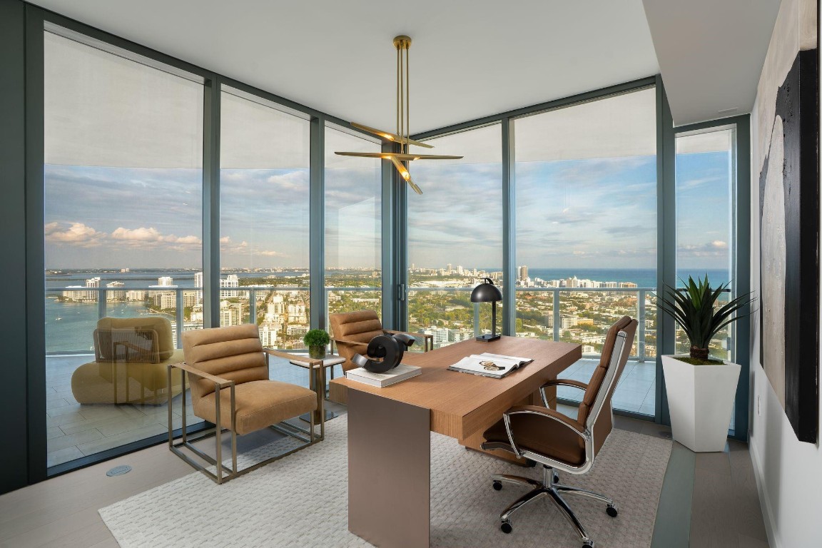 500 Alton #3903.04 Miami Beach, FL 33139