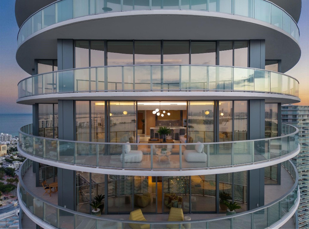 500 Alton #3903.04 Miami Beach, FL 33139