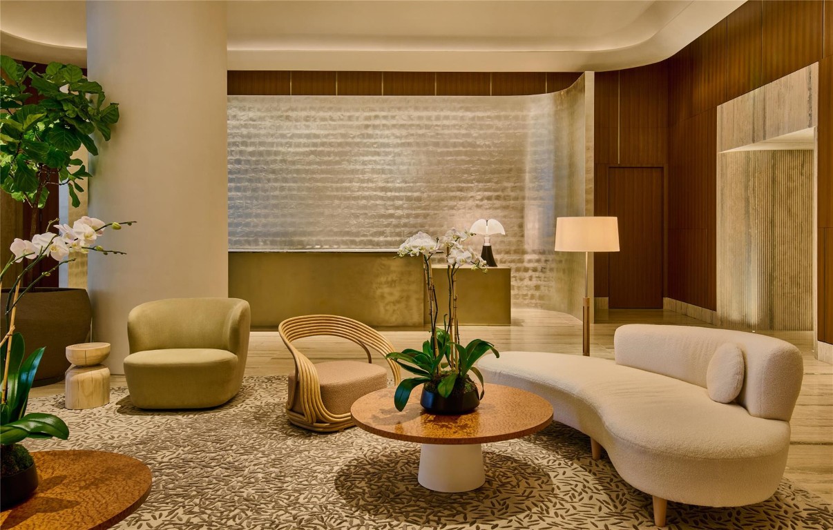 500 Alton #3903.04 Miami Beach, FL 33139