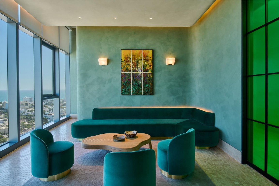 500 Alton #3903.04 Miami Beach, FL 33139