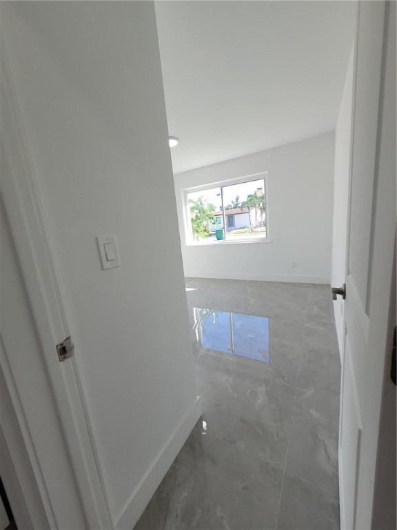 6041 SW 17th Miami, FL 33155