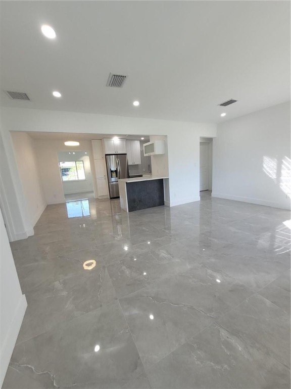 6041 SW 17th Miami, FL 33155