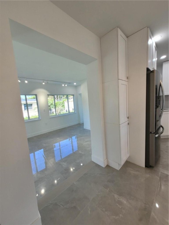 6041 SW 17th Miami, FL 33155