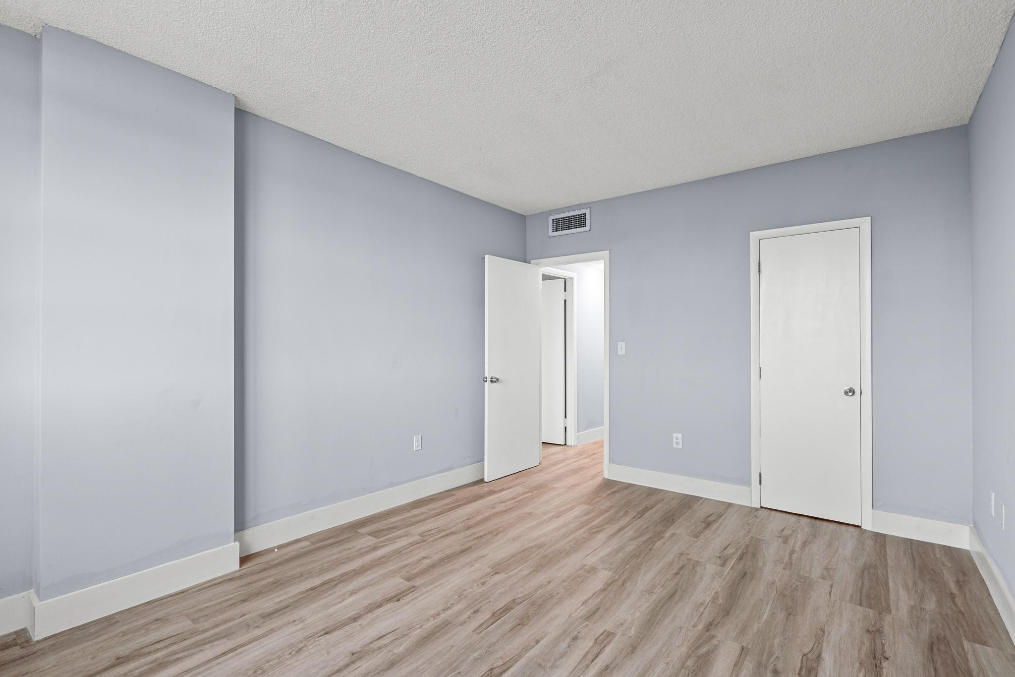 image Arlen House West11