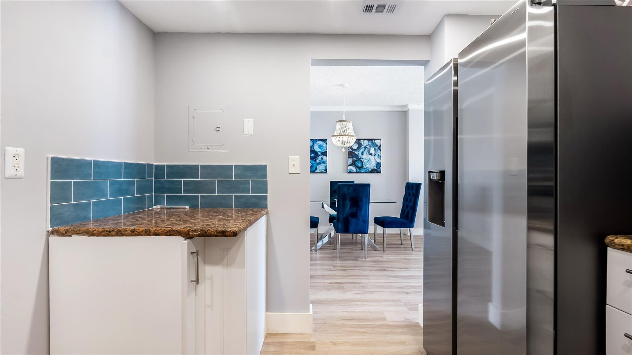 image Arlen House West5