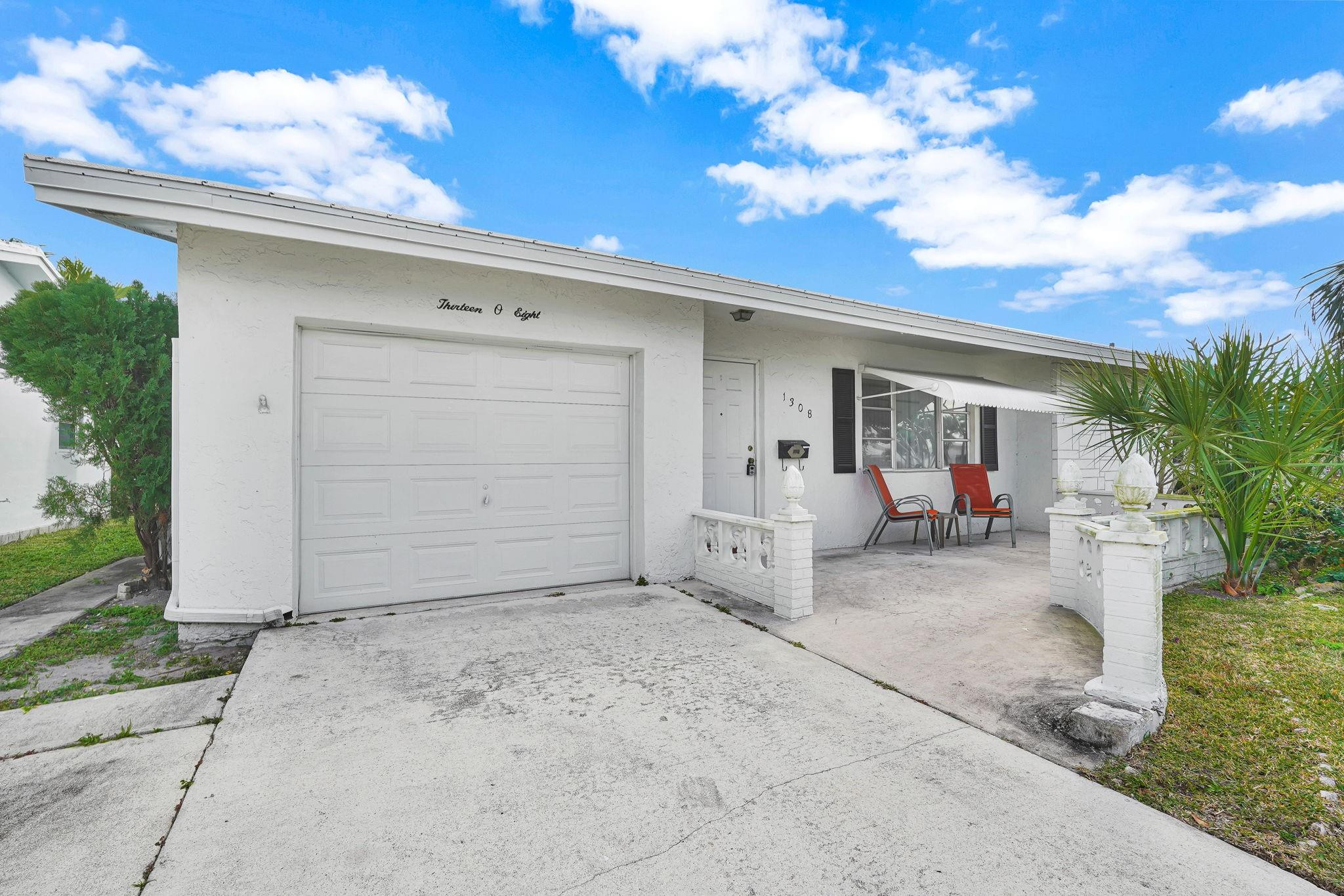 1308 SW 18th Boynton Beach, FL 33426