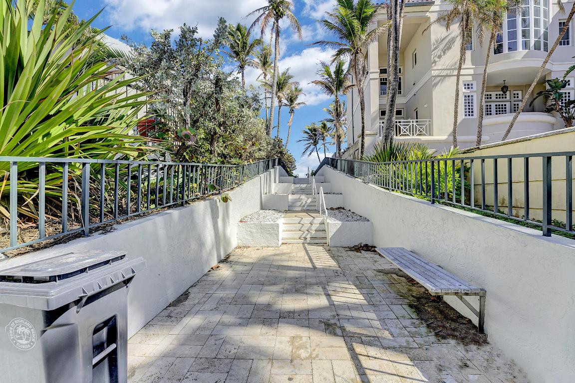 4316 S Ocean #2s Highland Beach, FL 33487