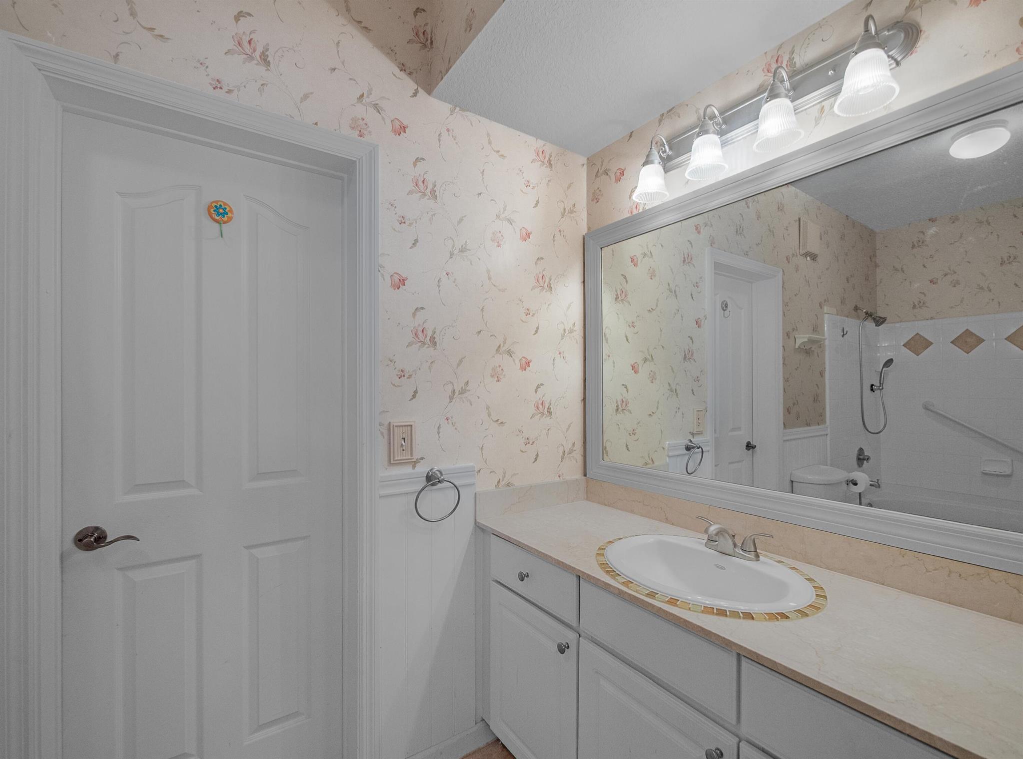 155 Galicia Way #206 Jupiter, FL 33458