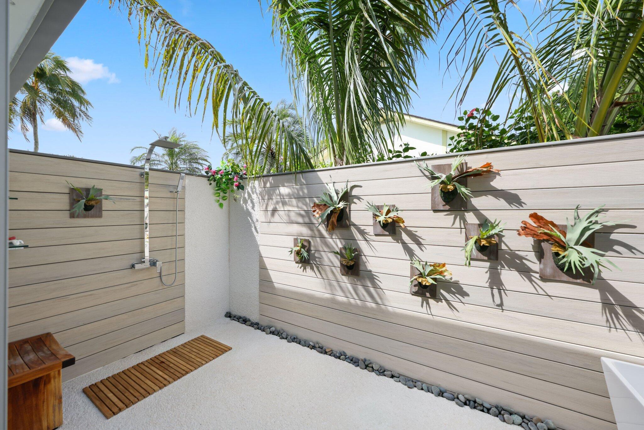 4545 S Lake Dr Boynton Beach, FL 33436