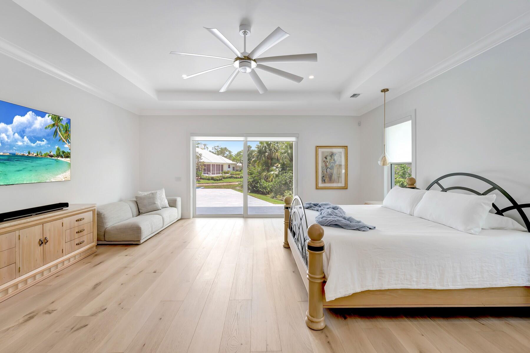 201 Shores Dr Vero Beach, FL 32963