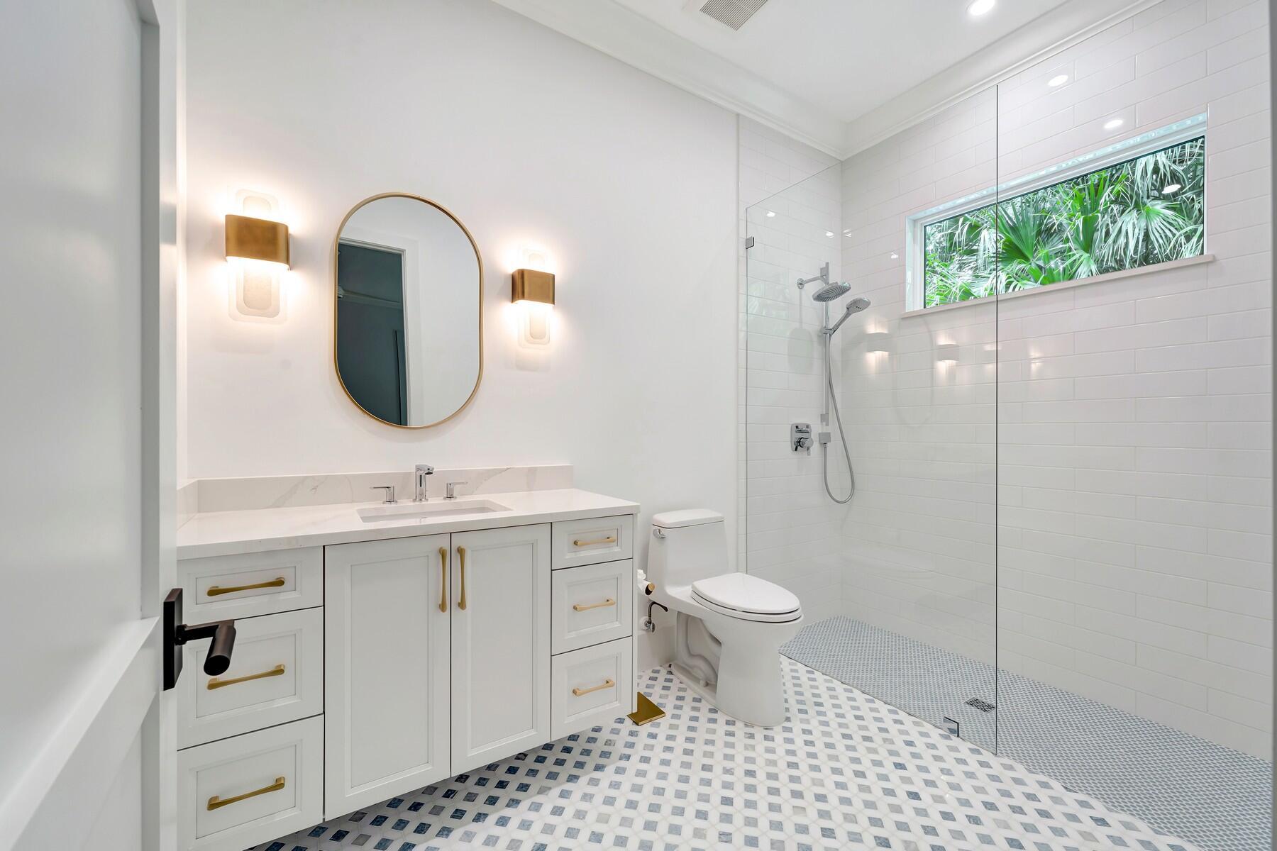 201 Shores Dr Vero Beach, FL 32963